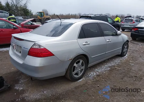 2006 Honda Accord Hybrid z USA, uszkodzony, nr VIN JHMCN36406C000421